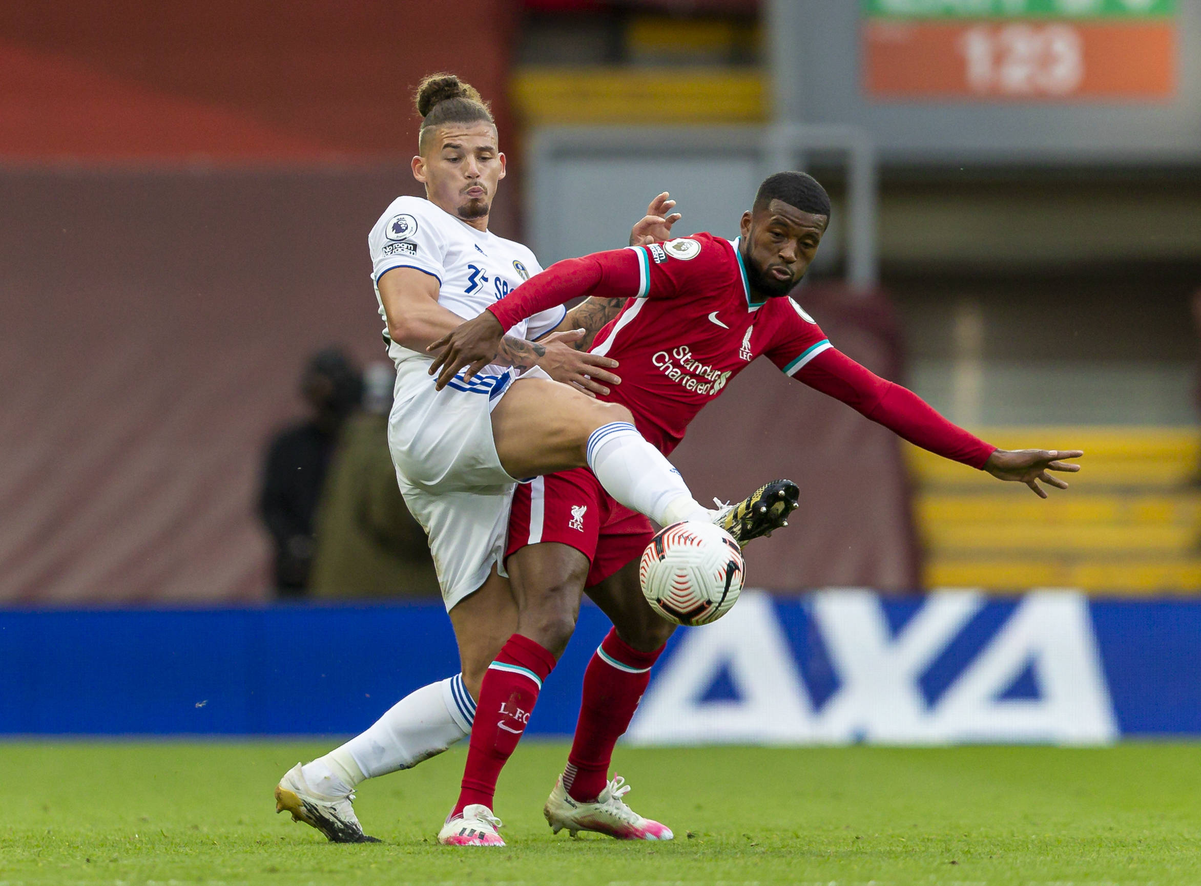 其背后是长 其背后是长